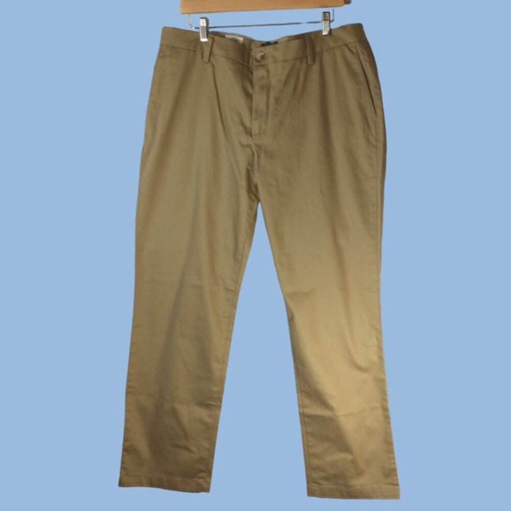 Dockers Straight Fit Flex Comfort Signature Khaki NWT Size W38 L32